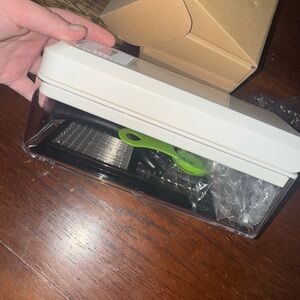 Vegetable Chopper with White Lid and Clear Container